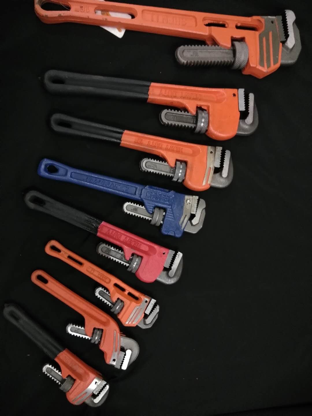 14-inch hardware tools, quick pipe wrench, pipe wrench, American heavy-duty plastic-coated pipe wrench, pipe repair wrench undefined