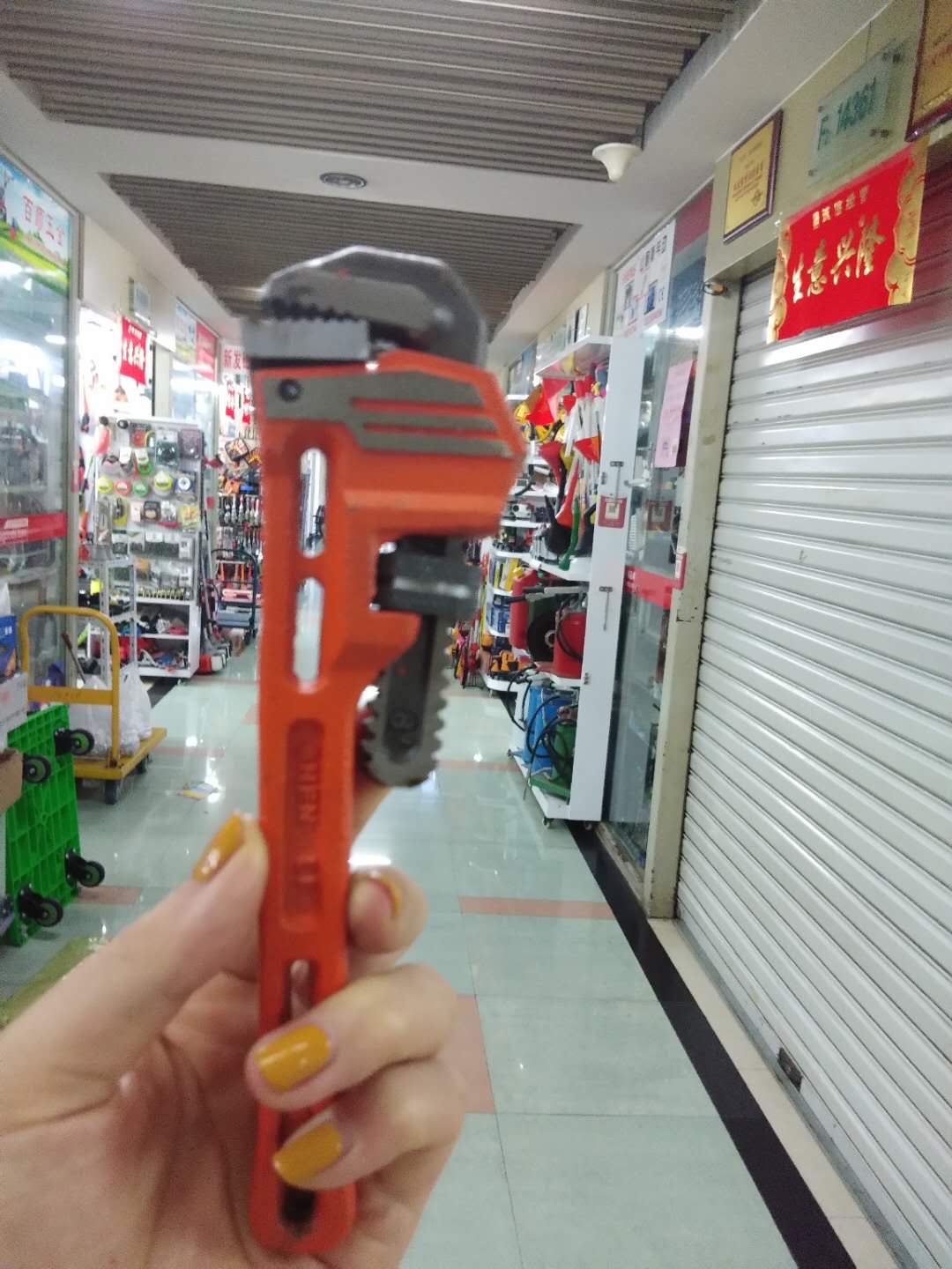 14-inch hardware tools, quick pipe wrench, pipe wrench, American heavy-duty plastic-coated pipe wrench, pipe repair wrench undefined