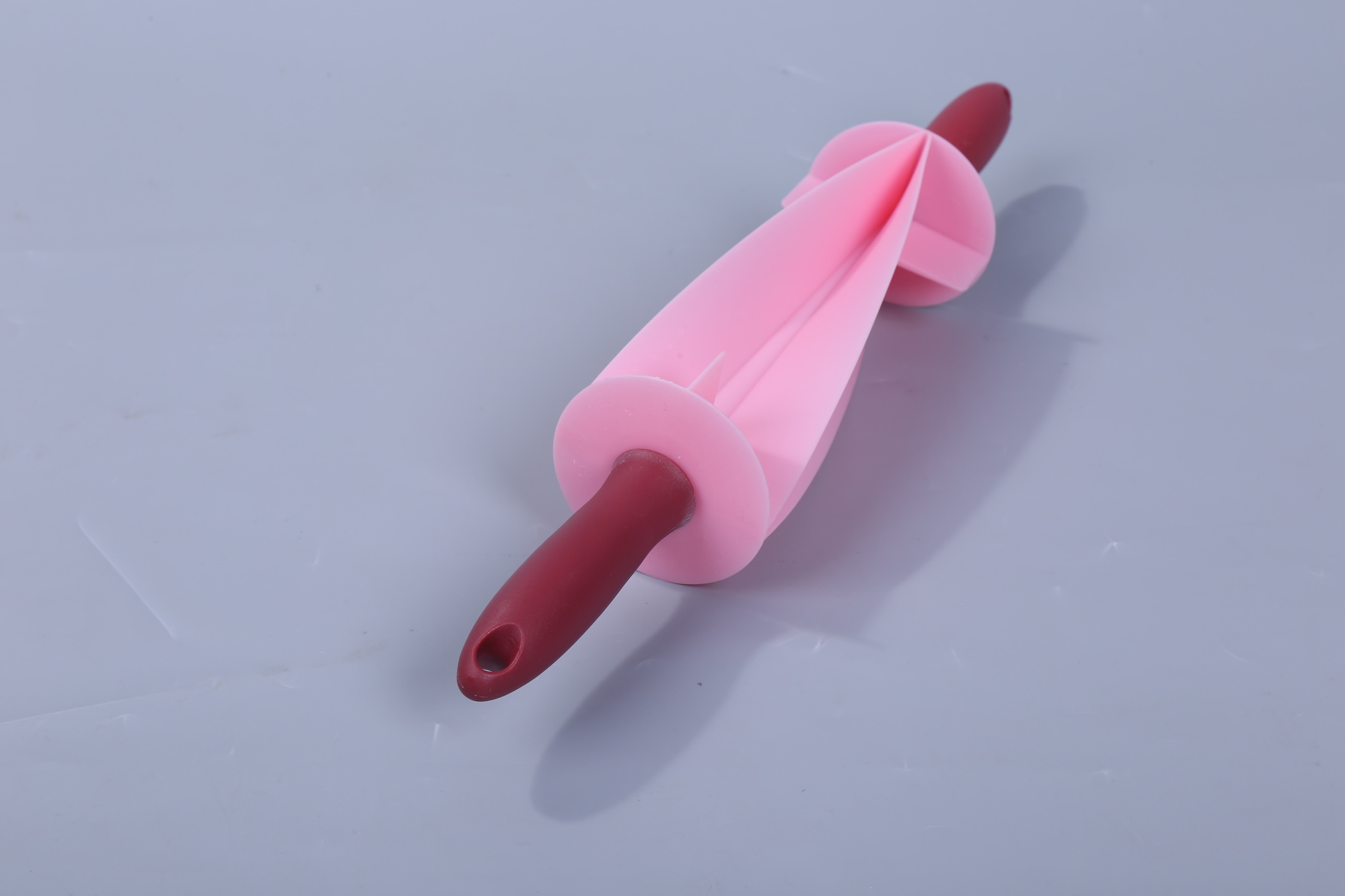 新款厨房烘培用具 多功能滚动牛角包切皮器面包模具厂家定制批发详情图3