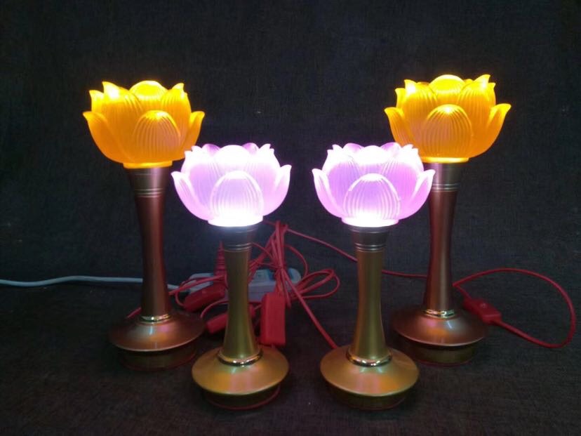 A 10-inch LED lotus lamp, a glazed lotus lamp, is offered in front of the Buddha. It is a long-lasting lamp for the Buddha Specification image