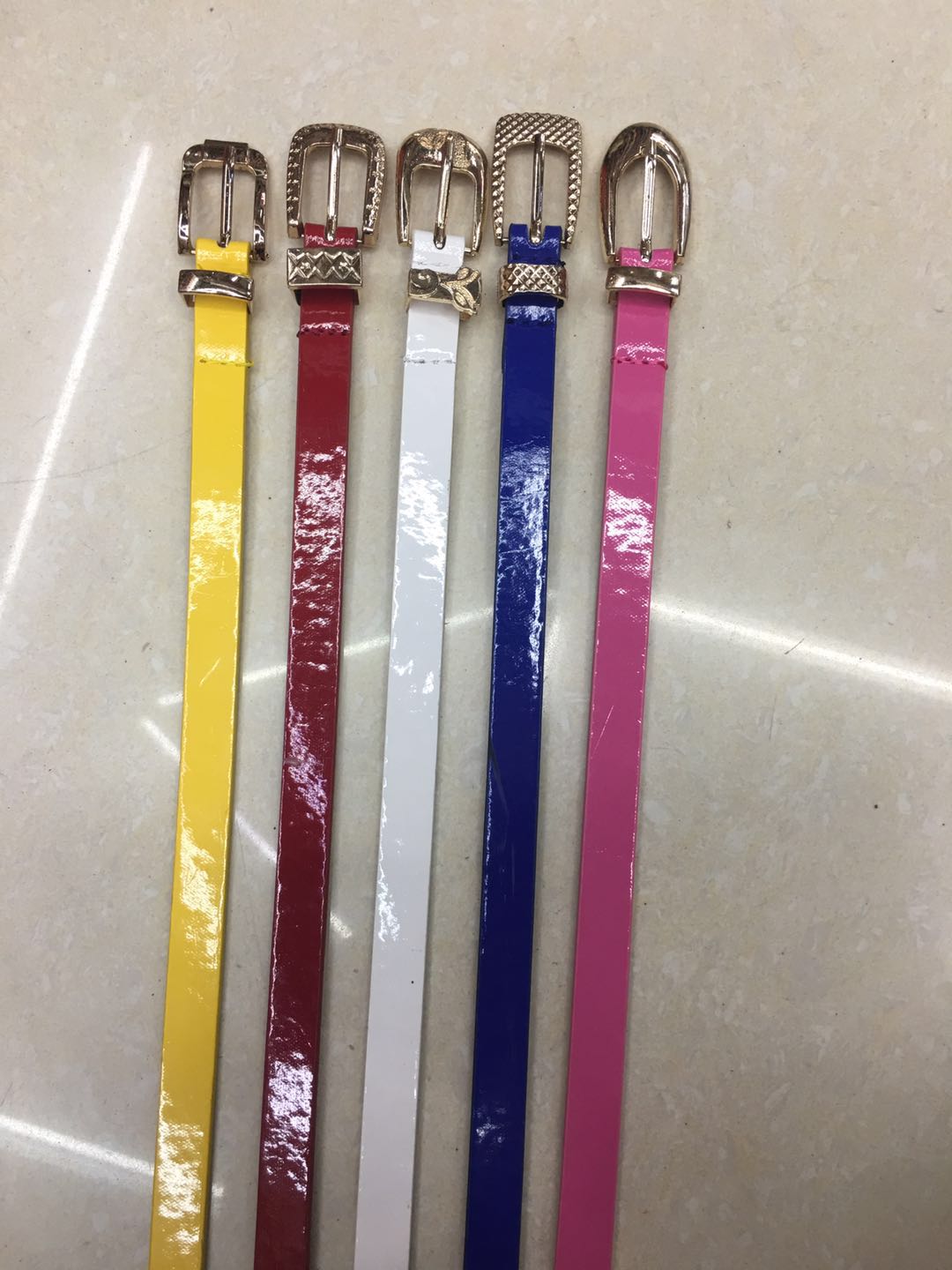 针扣皮带pu皮女士学生腰带女细时尚韩版休闲百搭装饰简约裤腰带