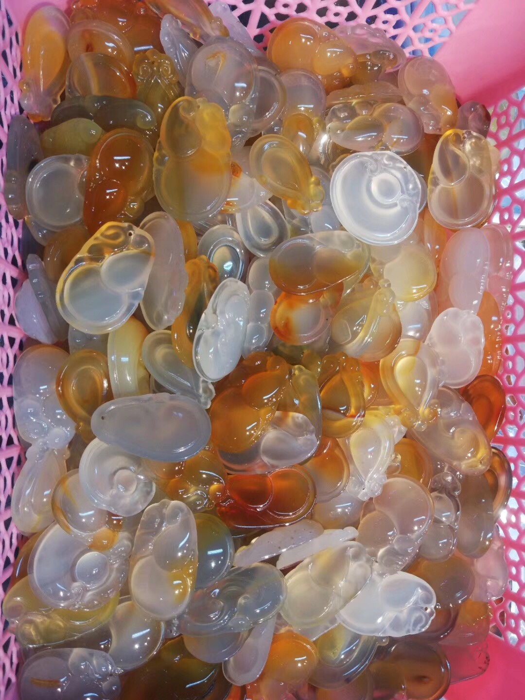 Natural chalcedony pendant details Picture