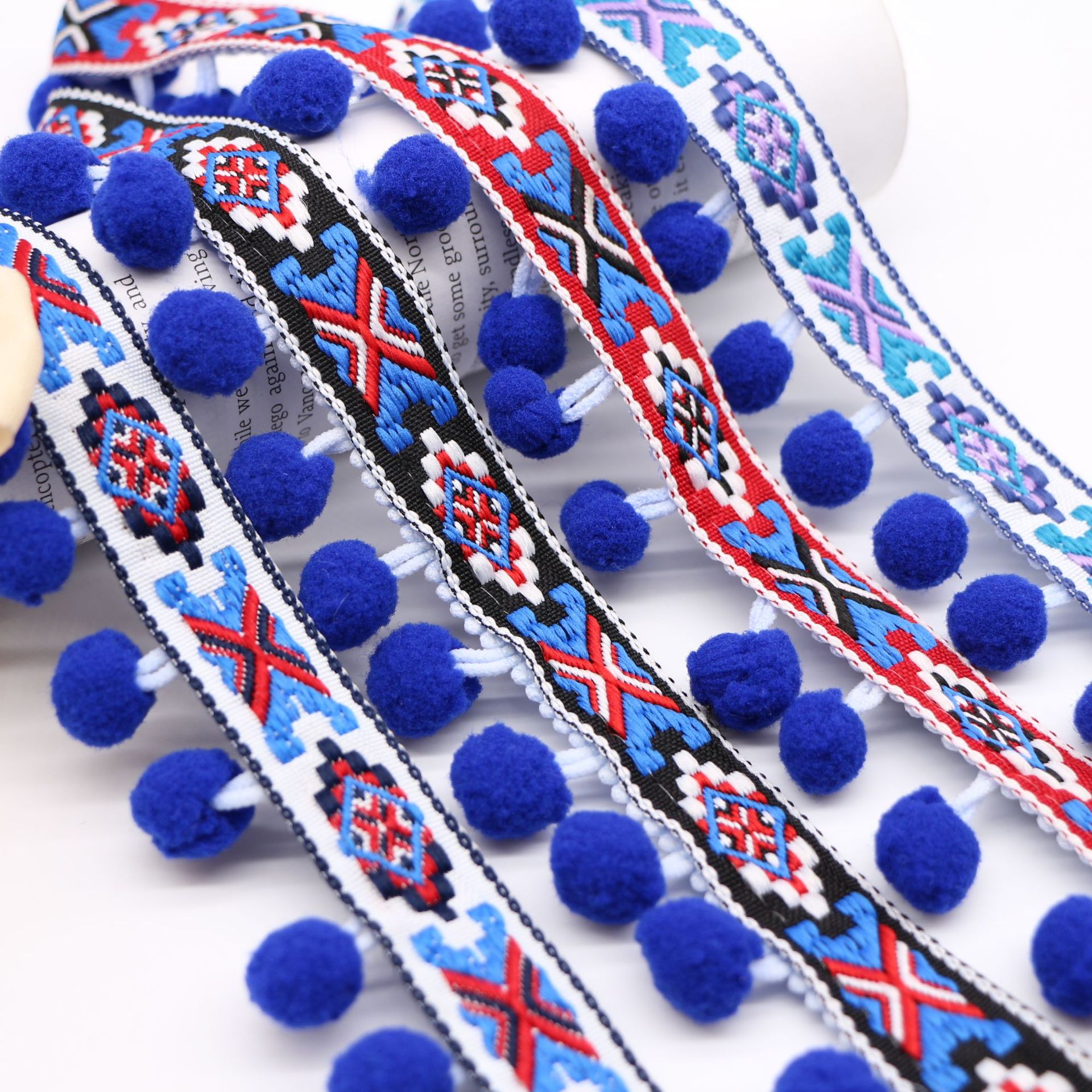 Factory direct sales of handmade 岽 ball lace accessories, diy handmade clothing accessories, hats, home curtain accessories