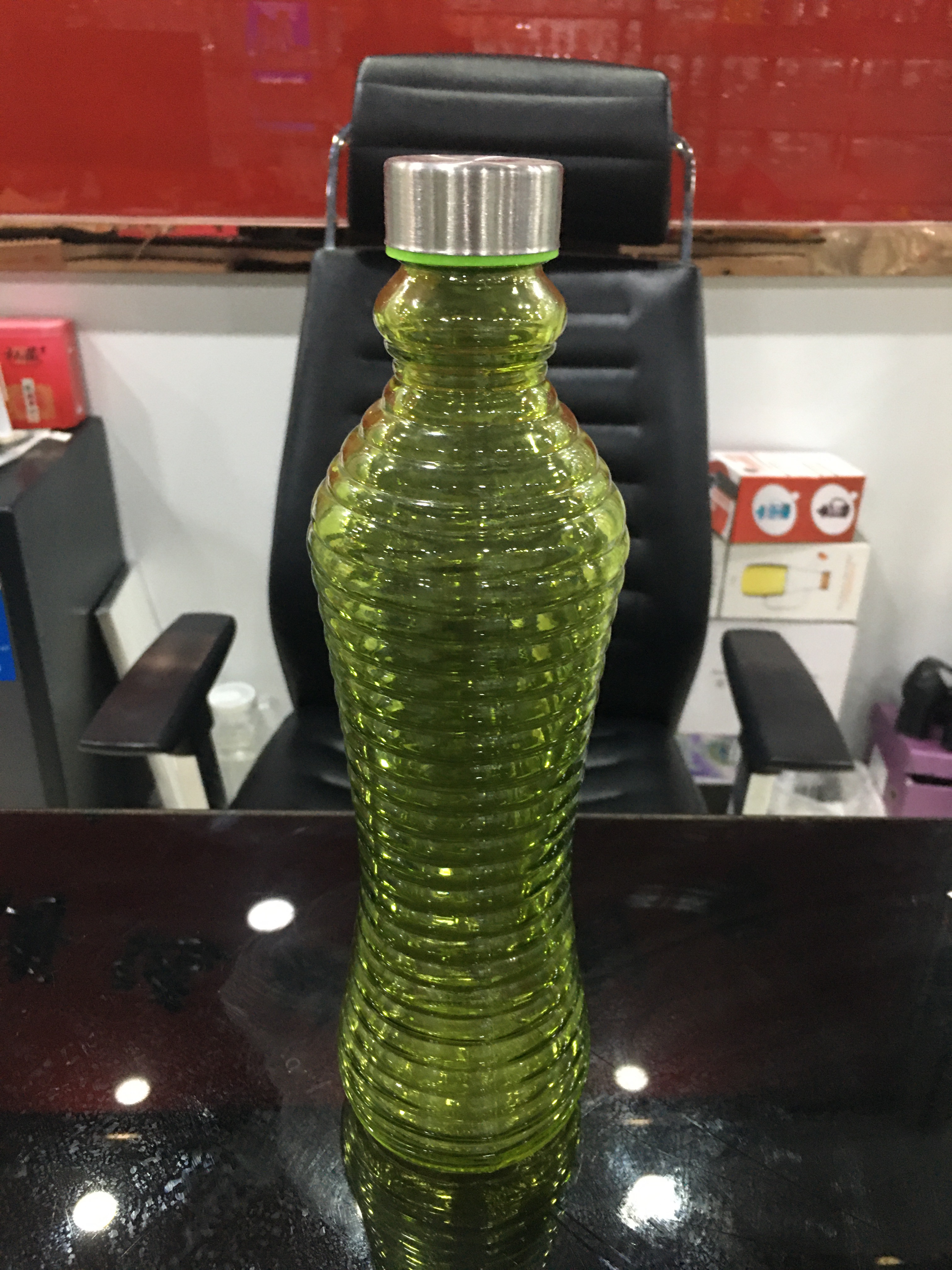 Venta directa de fábrica, botella de 900ML en una caja de 30 unidades, lote de una caja, 4 colores details Picture