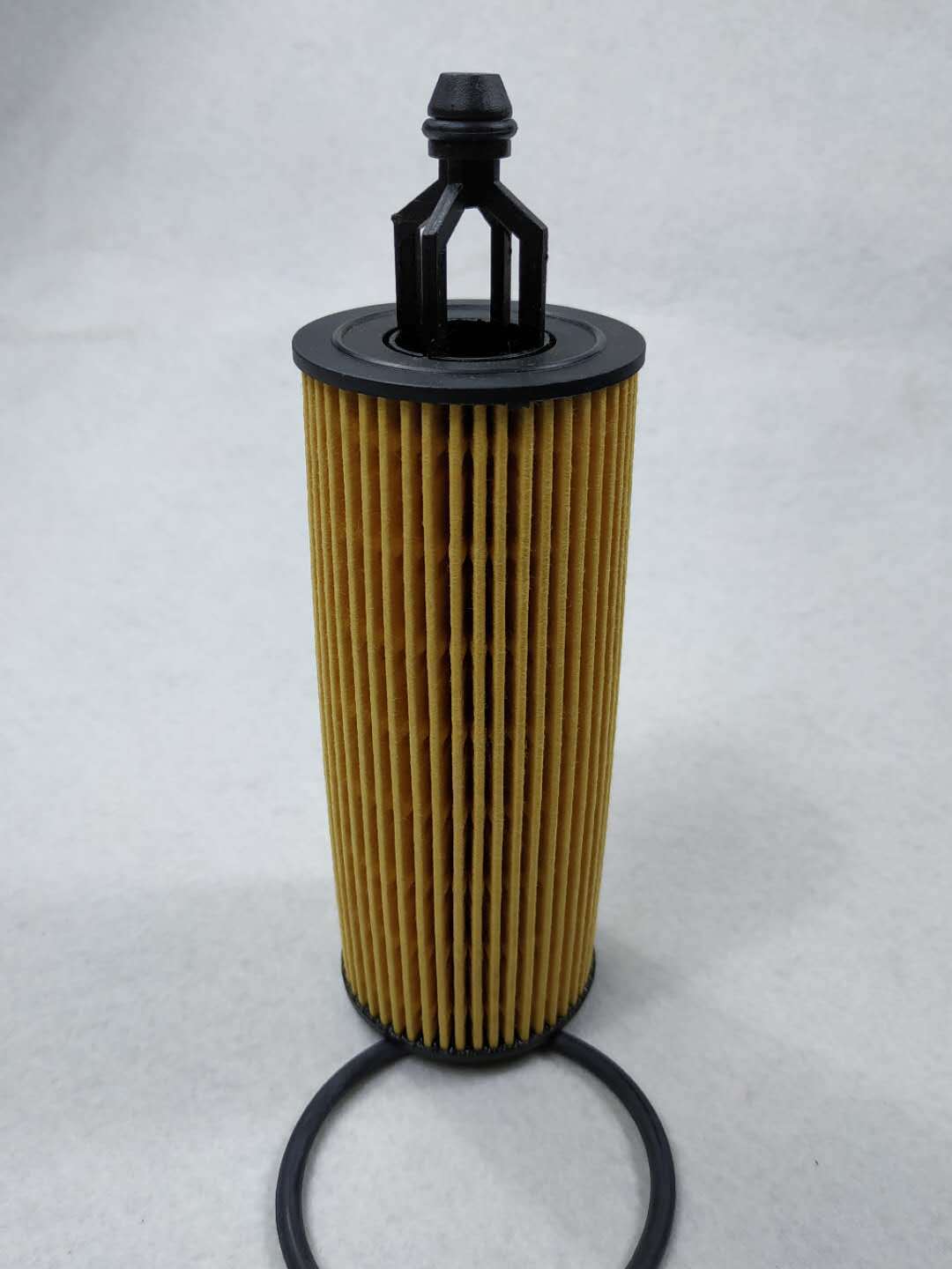 Oil filter element, automotive oil filter 45688
