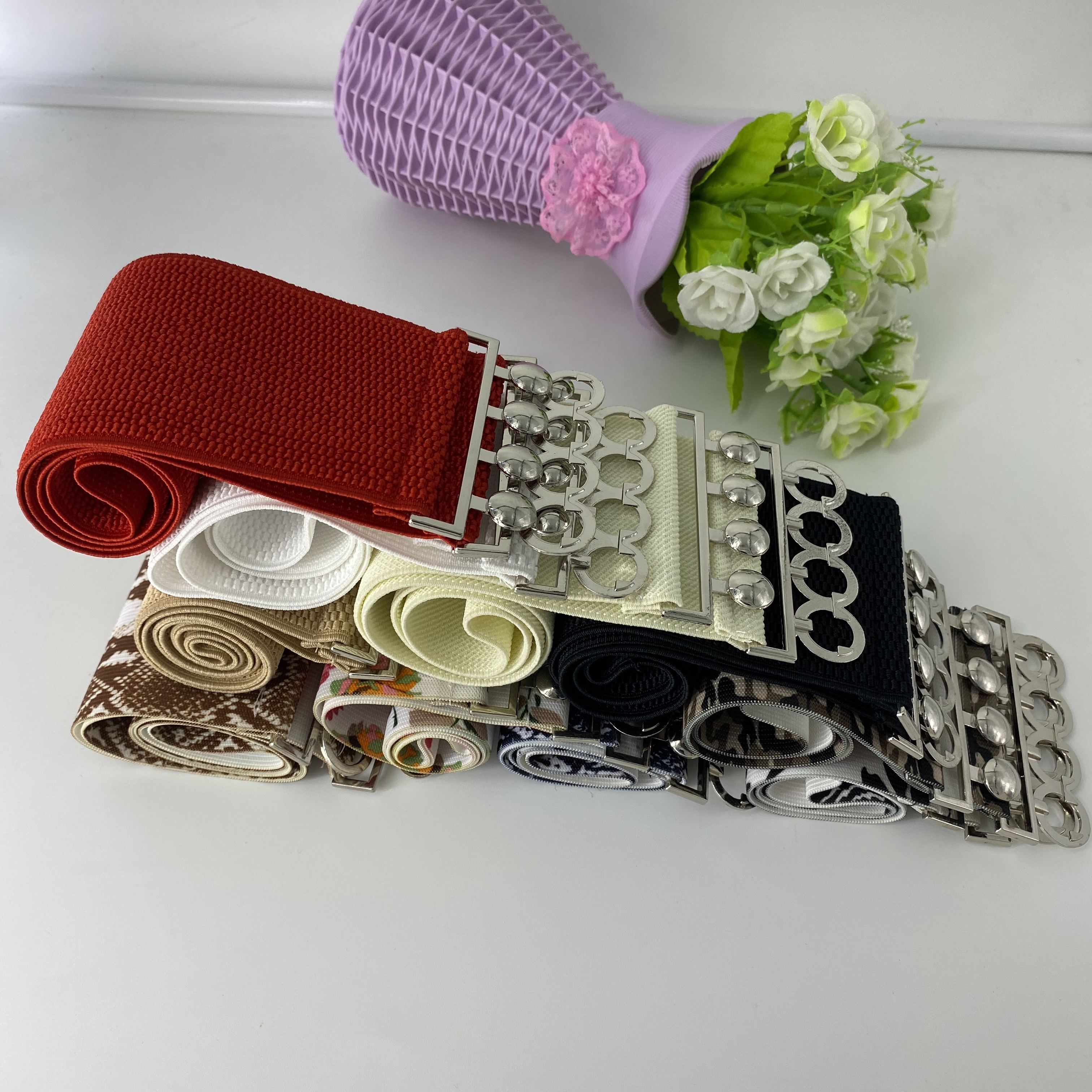 Source Head Factory Wholesale: Ladies Elastic Waist Seal Elastic Belt Application Scenario