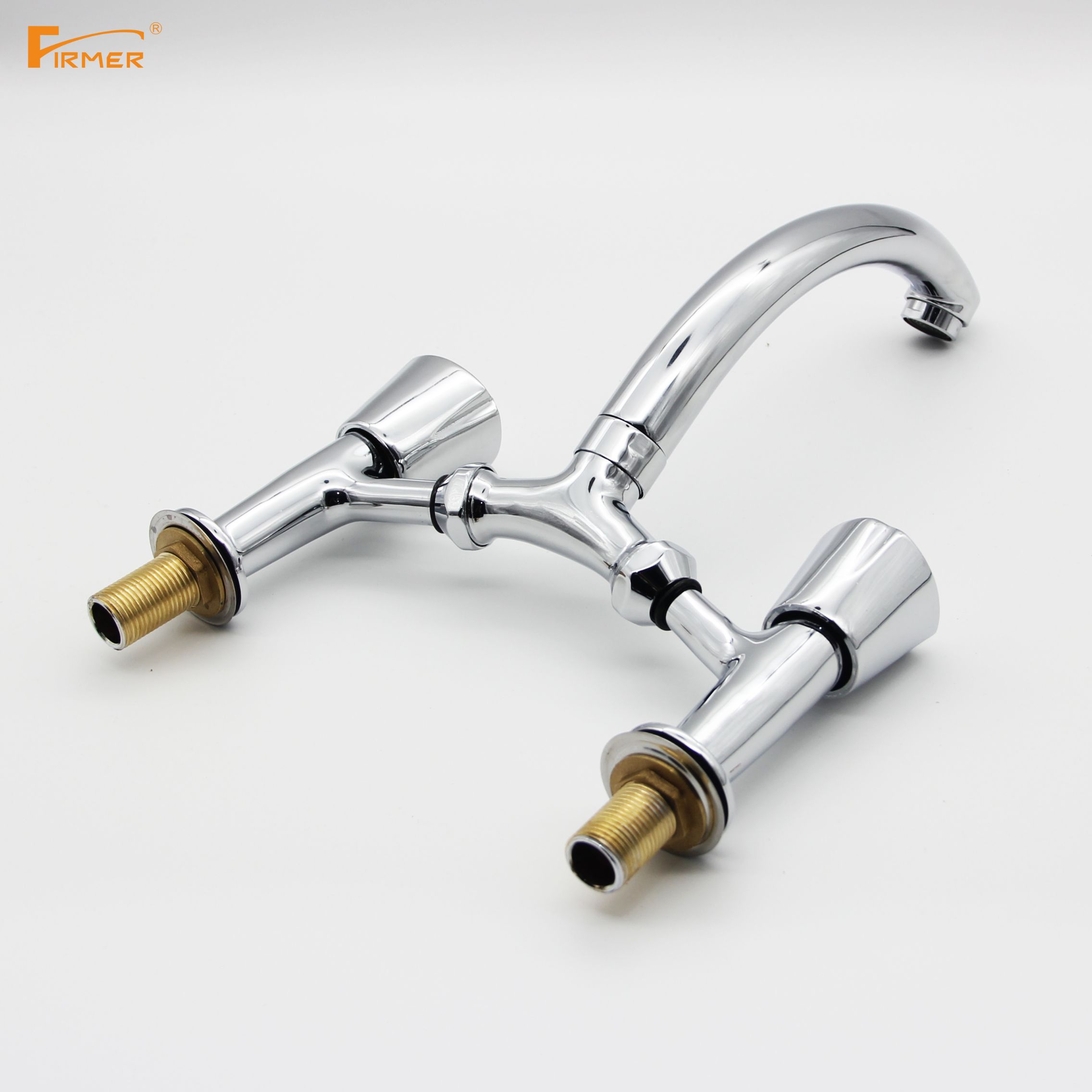 FIRMER British retro full copper kitchen bridge faucet hot and cold faucet double hole faucet Application Scenario