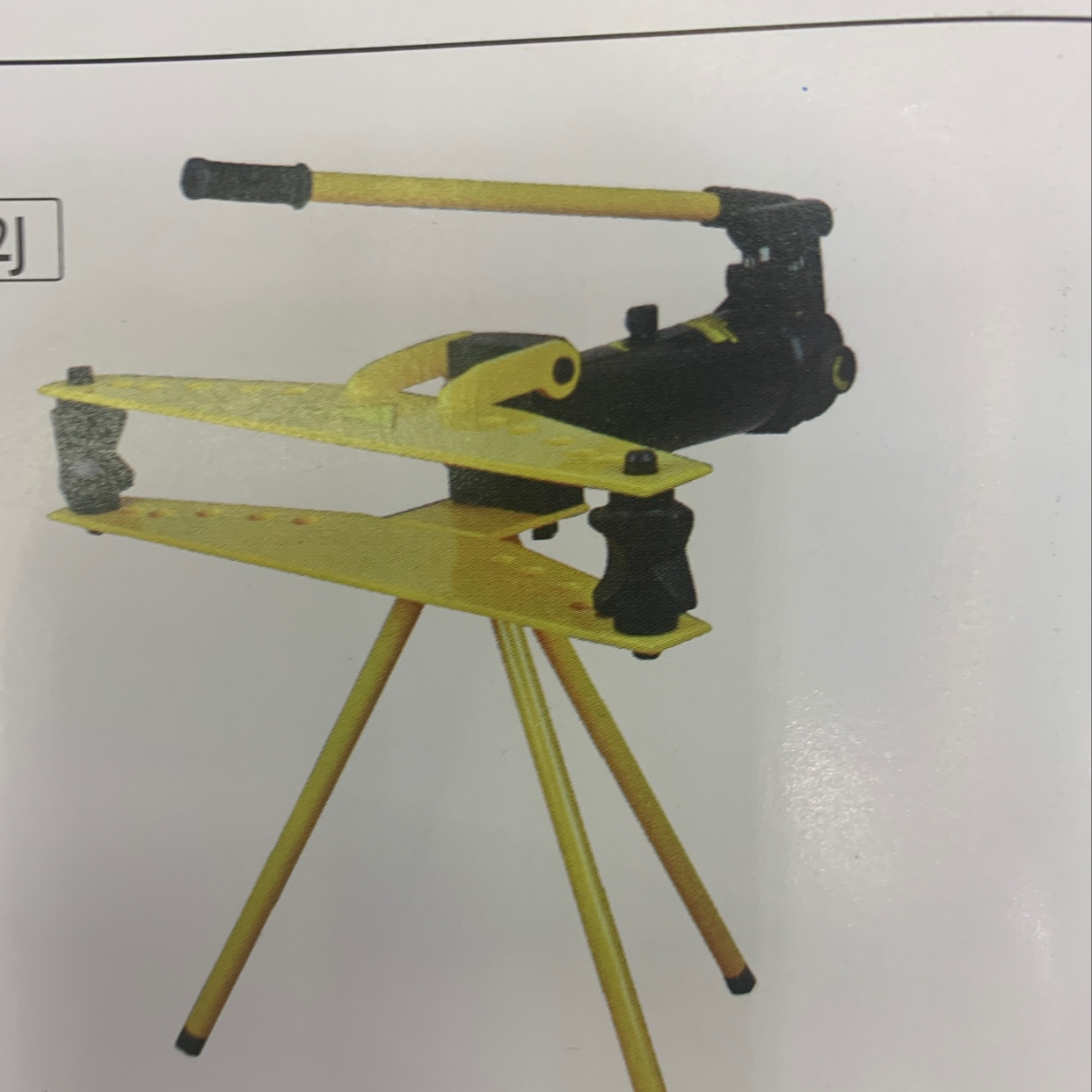 A manual machine for bending pipes thumbnail