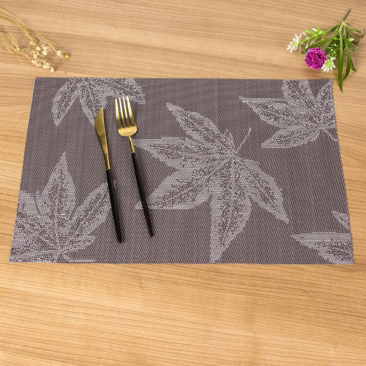 New PVC anti-slip and heat-insulating mat, European-style Western placemats, Maple Leaf series placemats detail image 1
