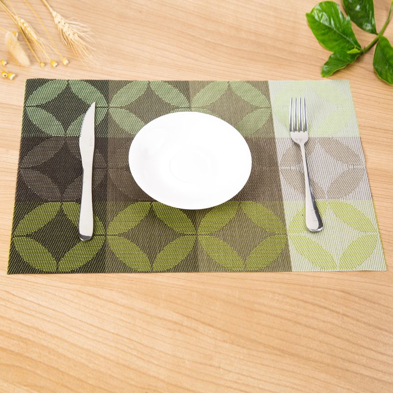 New PVC anti-slip and heat-insulating mat, European-style Western placemats, copper coin flower placemats pic 2