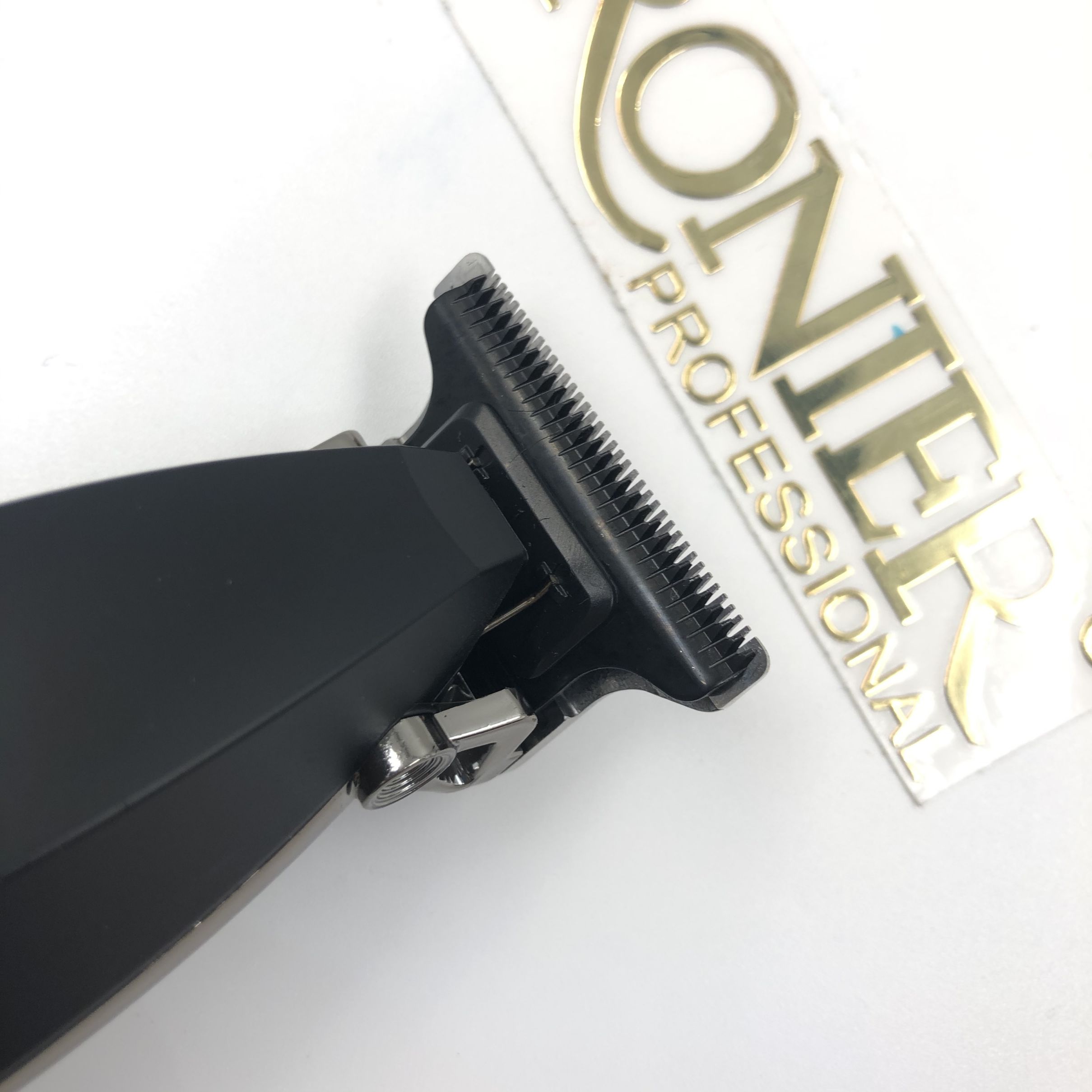 CRONIER CR-27 家用大人小孩电推剪 发廊理发店雕刻电推剪详情图3