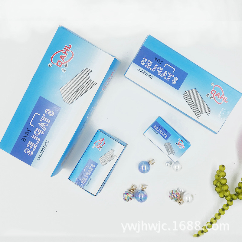 The manufacturer supplies JHAO 24/6 staples, universal staples for bookbinding machines