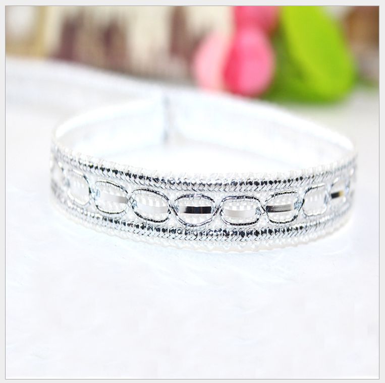 Factory direct sales of silver lace accessories, diy handcrafted clothing accessories, hats and curtain accessories detail image 2