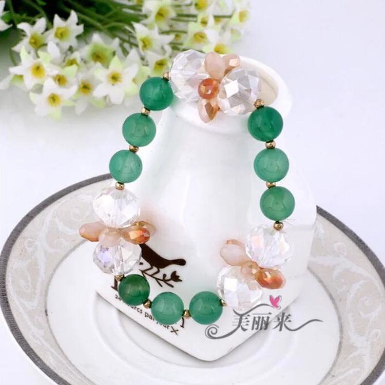 Agate crystal exaggeration bracelet under 124 thumbnail