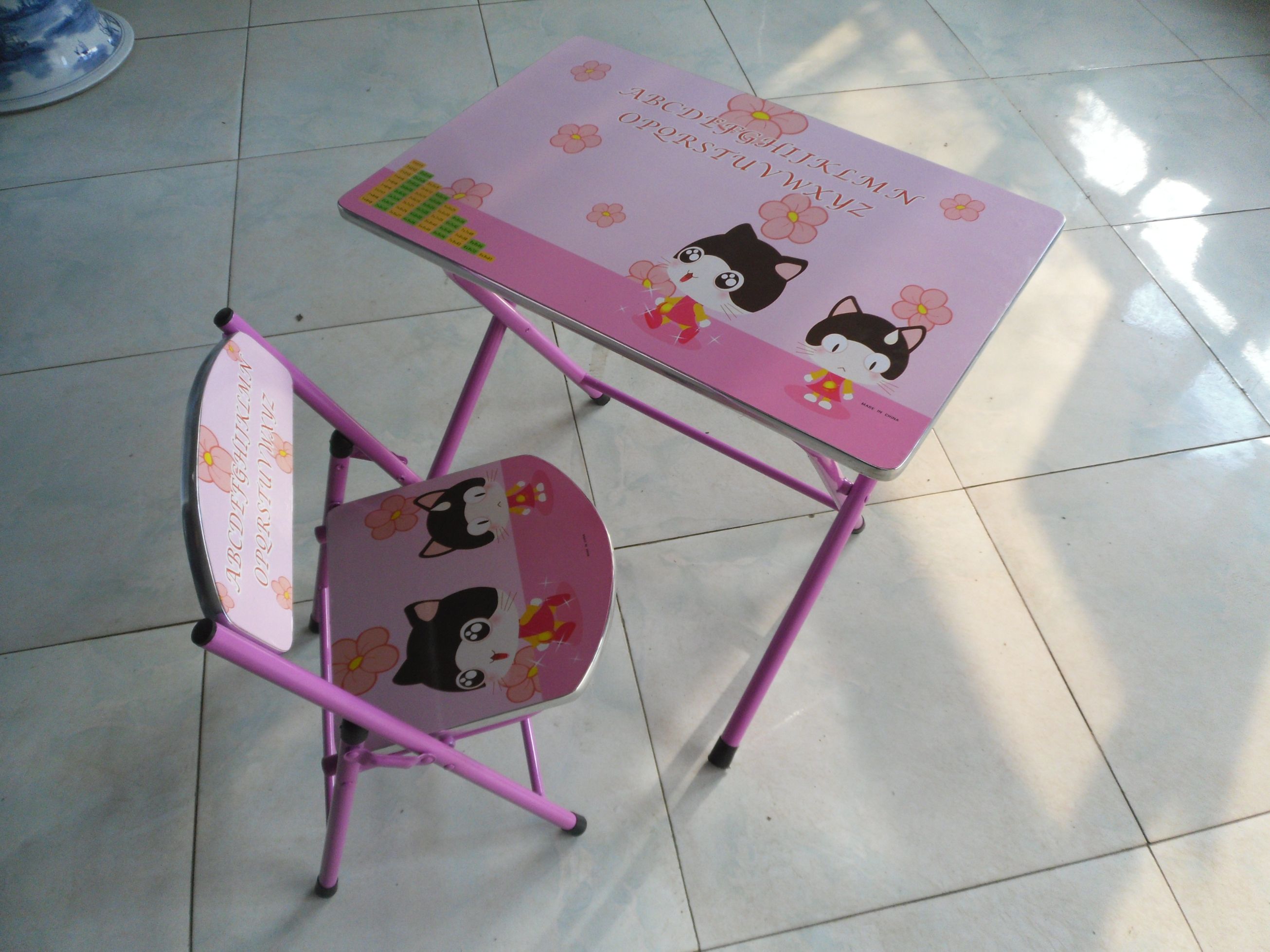 儿童学习桌椅 课桌椅 可折叠套装儿童餐桌椅 卡通桌椅详情图3