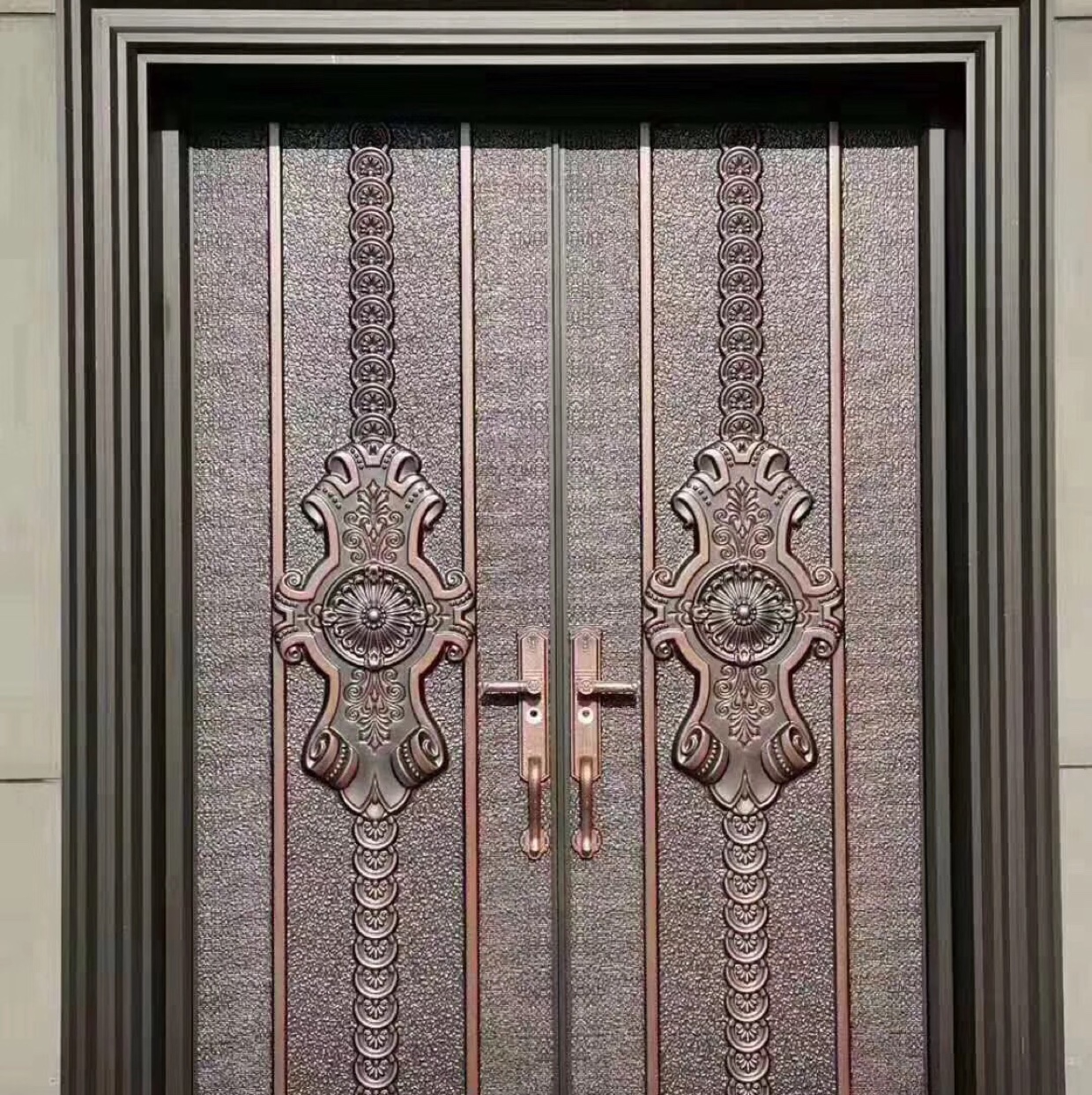 Villa front door thumbnail