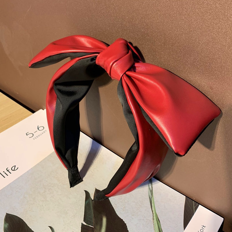 2020 Korean Version Of The New Hair Band Leather Big Bow Head Band Fashion Wide Border Sliding Hair Card Adult Hair Clip undefined