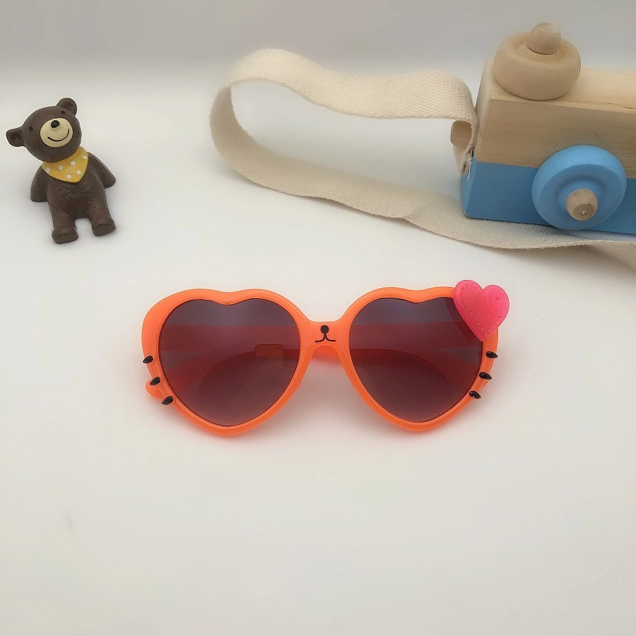 1308儿童桃心太阳镜详情图9