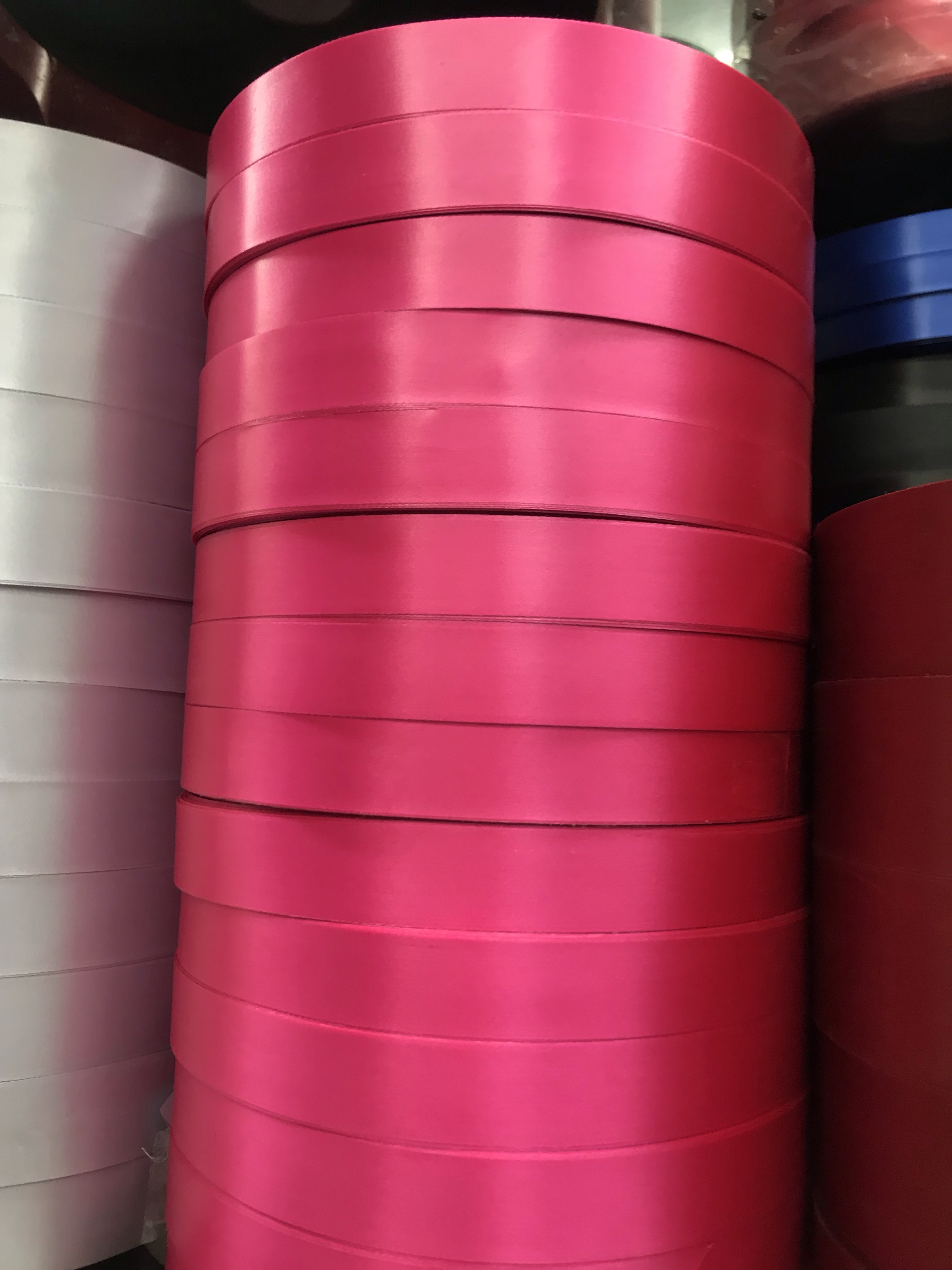 Plum red silk ribbon details Picture