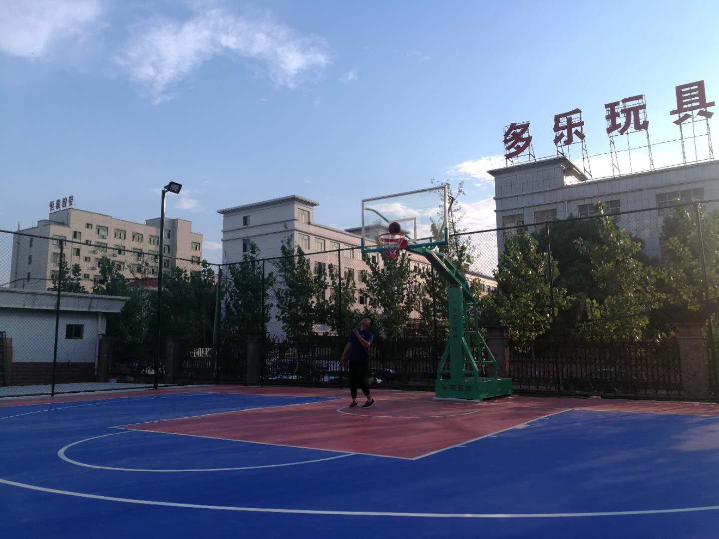 Hj-t038 Professional outdoor basketball rack Application Scenario