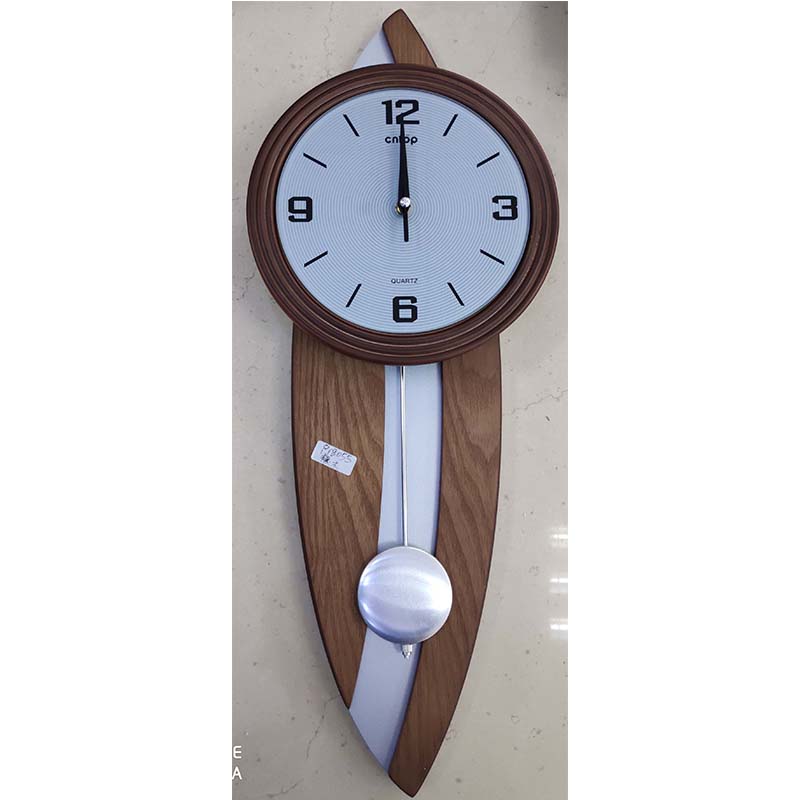 A light luxury, elegant and simple solid wood wall clock with silent scanning details Picture