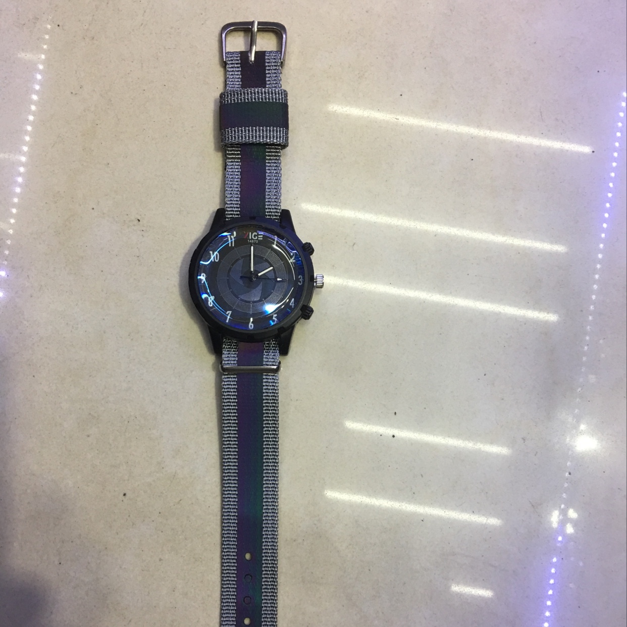 Fashion grey band thumbnail