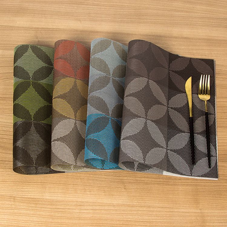 New PVC anti-slip and heat-insulating mat, European-style Western placemats, copper coin flower placemats