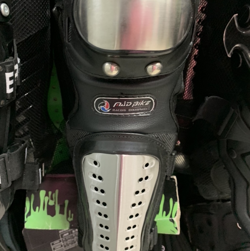 Wholesale rider equipment: Racing car anti-fall, off-road electric bike, motorcycle knee, leg and elbow guards, four-piece set made of stainless steel