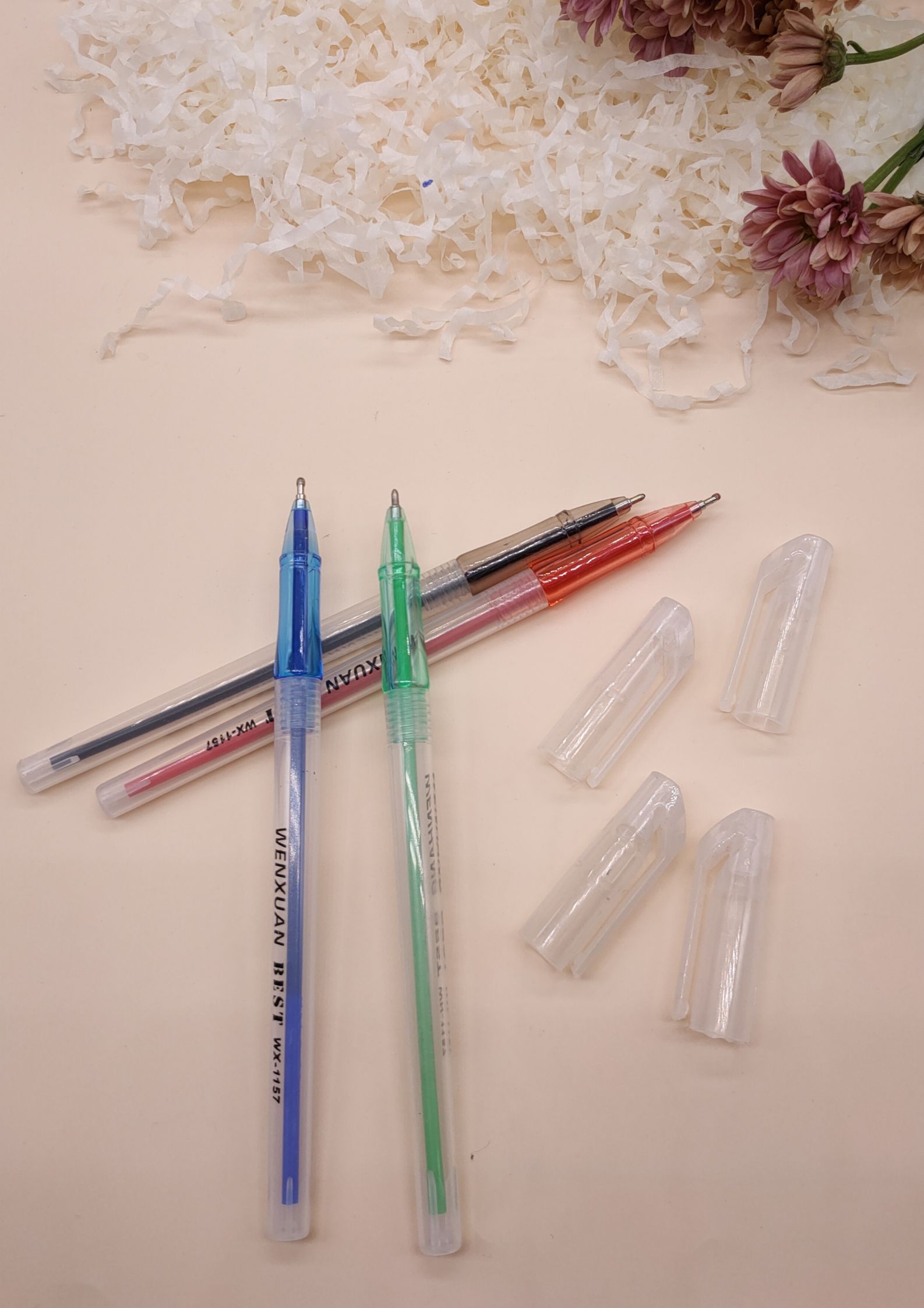 Classic ballpoint ballpoint office pen smooth middle oil pen anti - leakage ink anti - break color Specification drawing