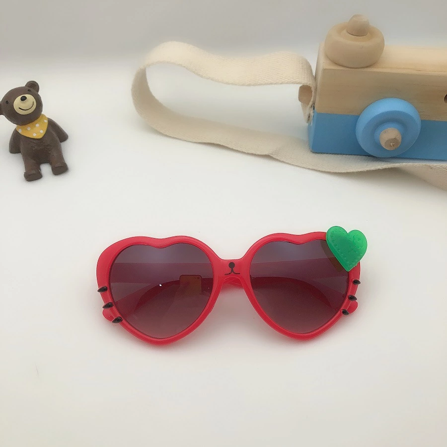 1308儿童桃心太阳镜详情图7