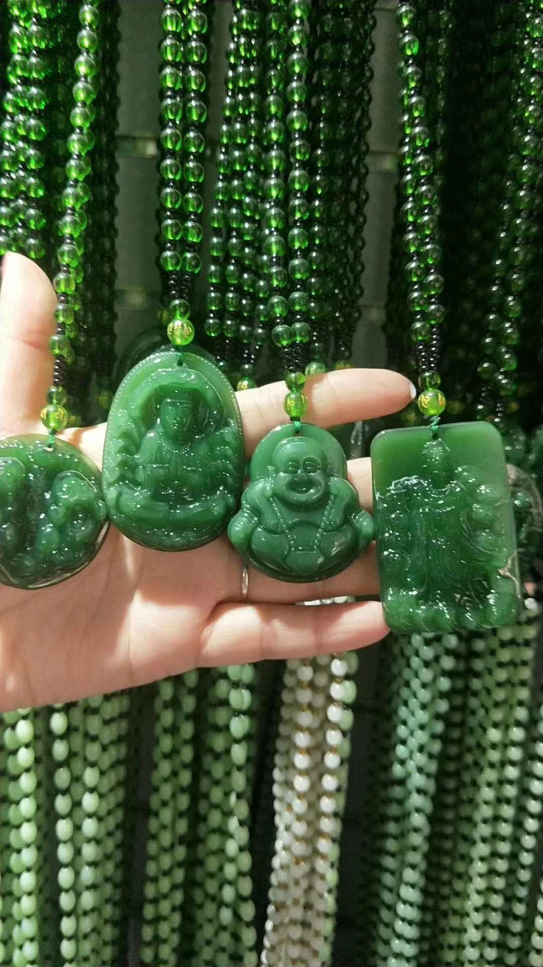 Dark jade pendant
