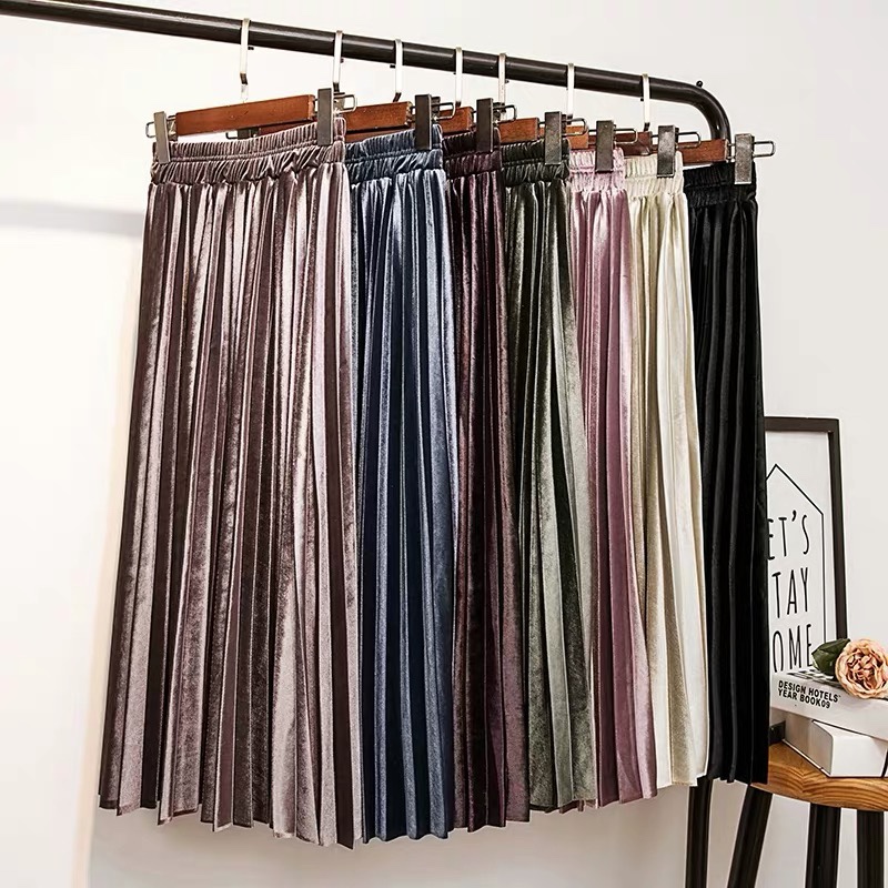 Pleated skirt for women 2020 autumn/Winter new Korean-style high-waisted, versatile, large-sized A-line skirt, mid-length velvet half skirt