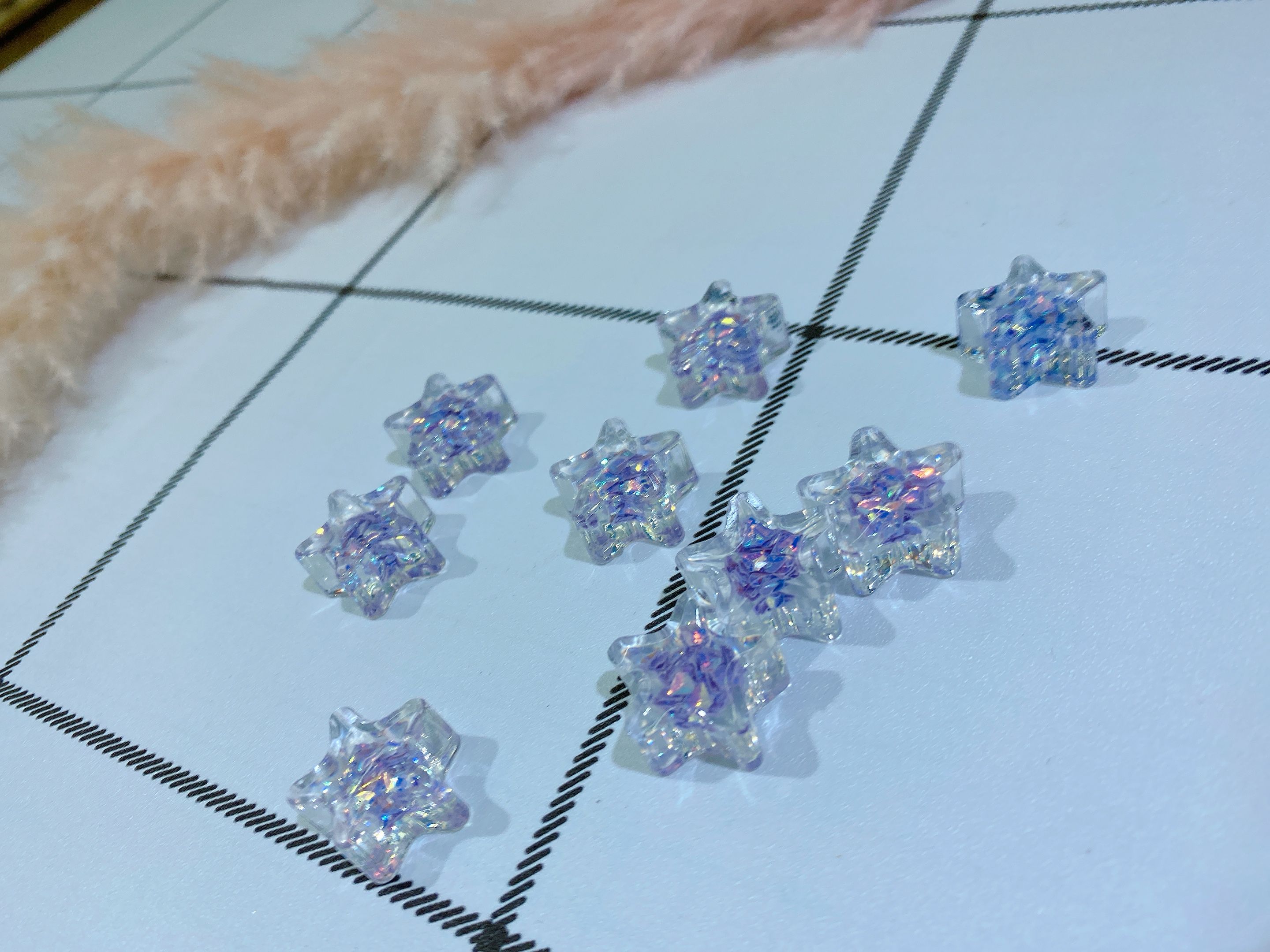 Acrylic hole-free five-star frozen oil sequin children's hair clip accessories detail image 2