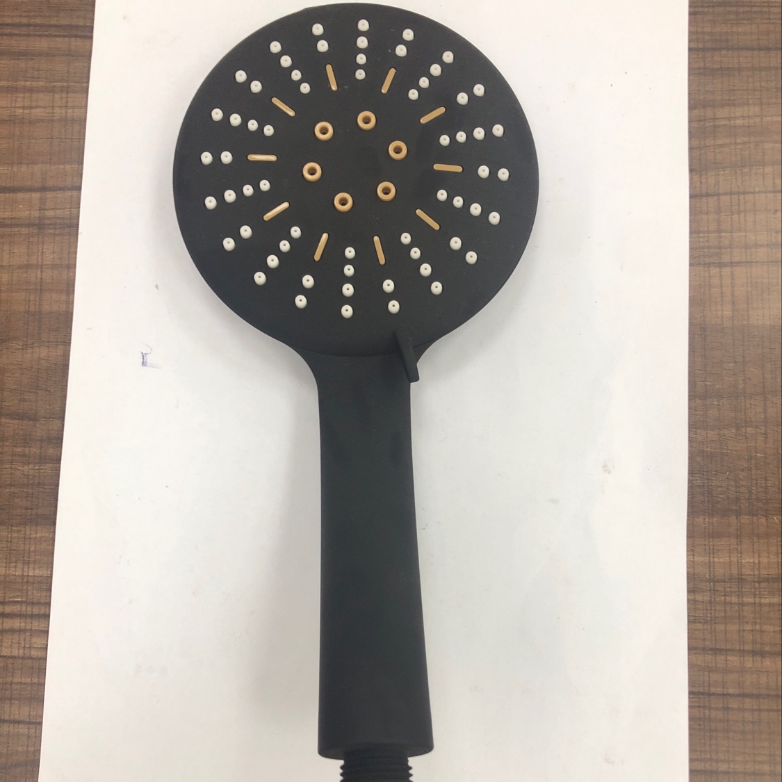 Circular handle for plastic nozzle