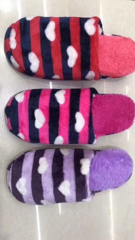 Autumn and winter warm home plush slippers, Lisheng Shoe Industry 1l export wholesale slippers, autumn and winter home slippers, anti-slip new style slippers export wholesale