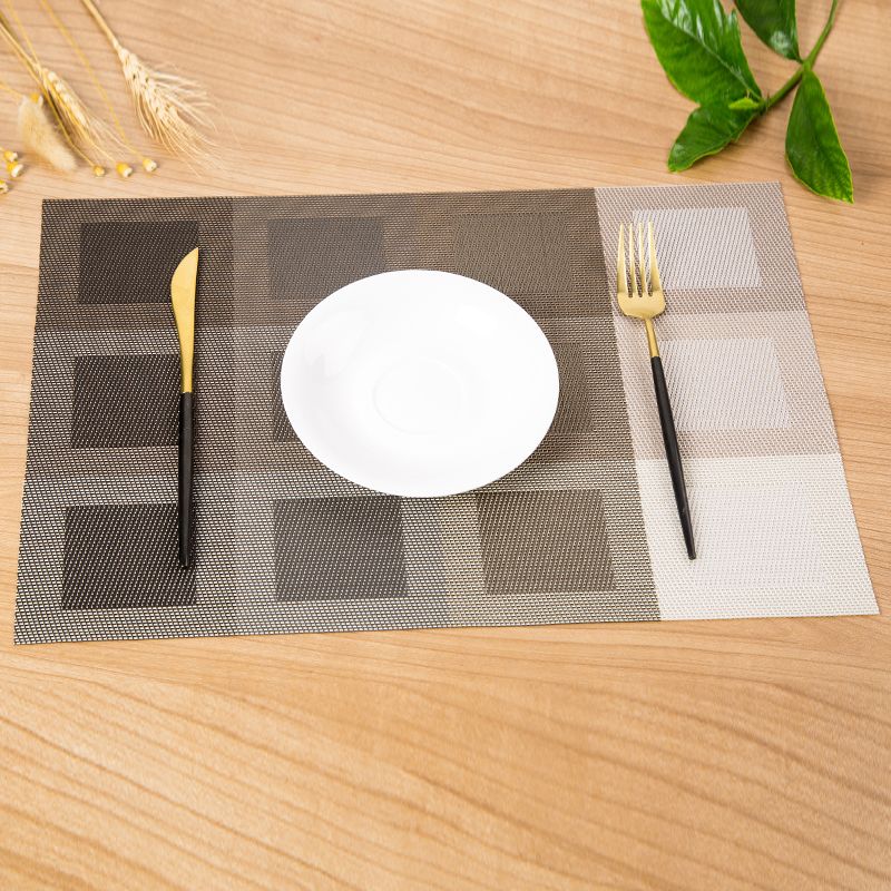 New PVC anti-slip and heat-insulating mat, European-style Western placemats, gradient window decoration placemats detail image 1