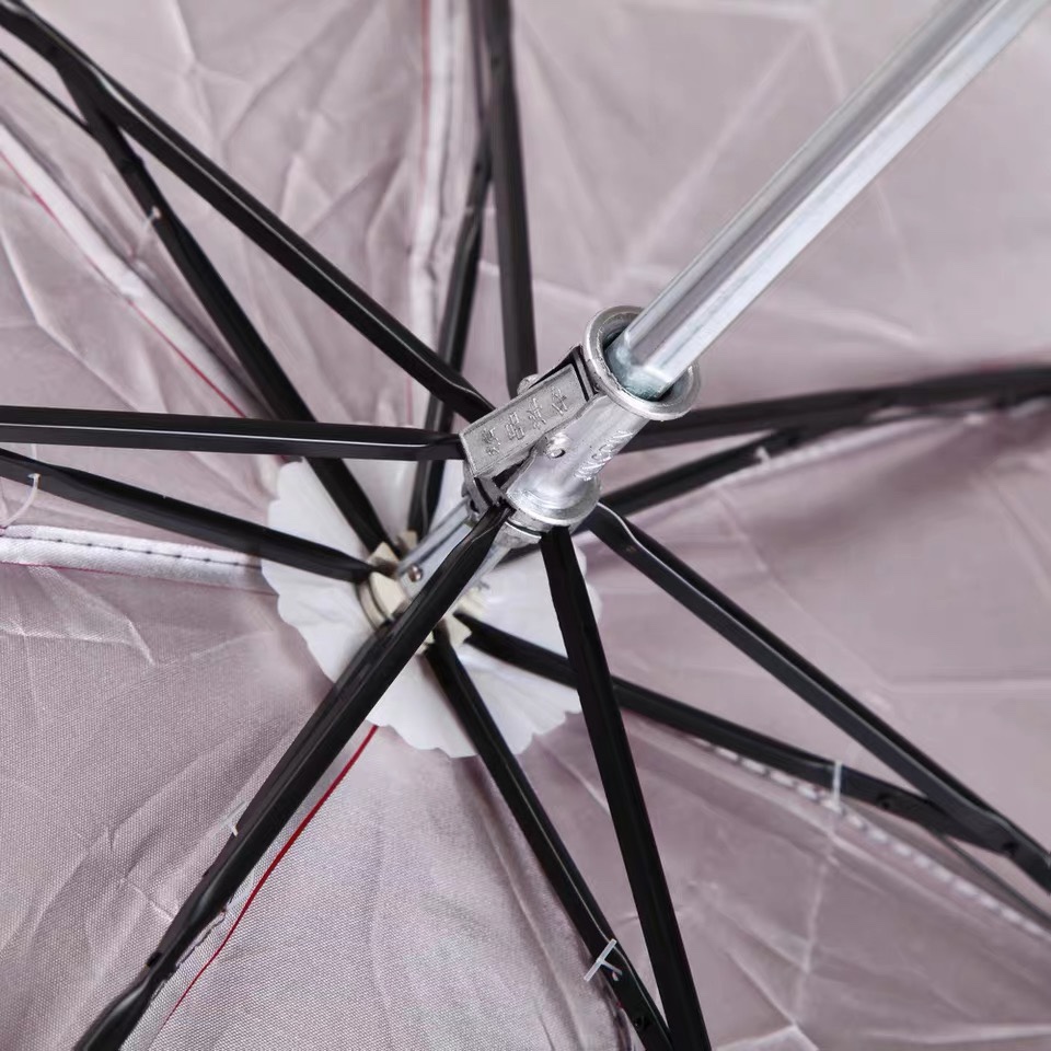 7K Inverted Silver Rubber Umbrella Creative Clear Umbrella Custom Short Handle Three Fold Sunshade Umbrella Advertising Umbrella Custom Application Scenario
