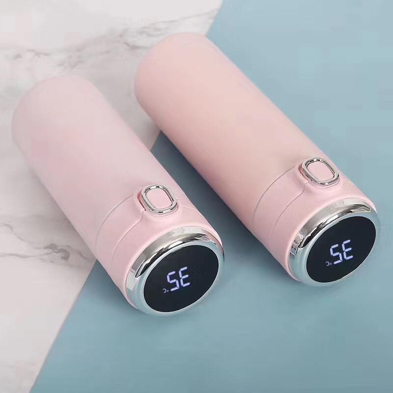 Temperature Display Smart Thermos Cup Application Scenario