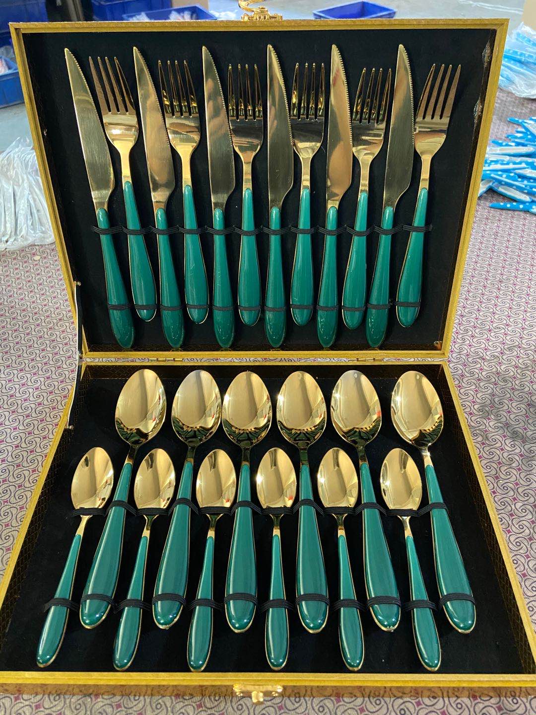 双色宝石夹柄刀叉勺24件套金色木盒礼盒装钛金工艺