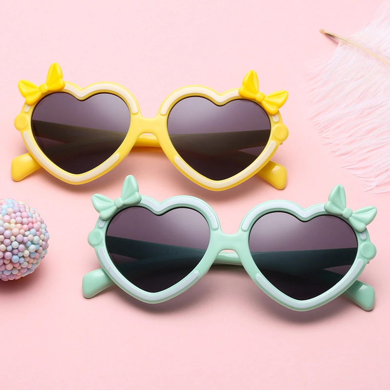 儿童偏光太阳镜可爱桃心眼镜
