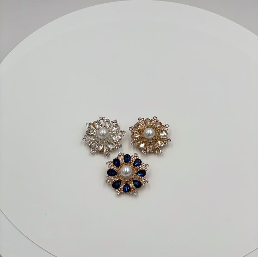 15# Factory Direct Metal Clothing Accessories New Diamond-Inlaid Mink Fur Buckle Alloy Rhinester Decorative Button