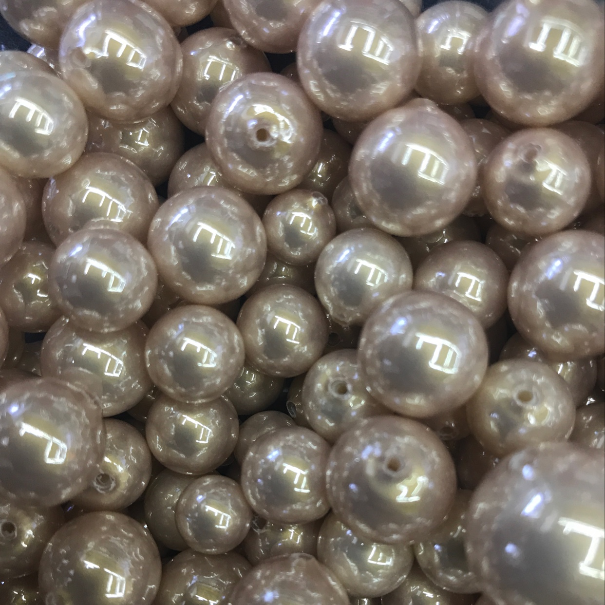 8mm single hole bright bead thumbnail
