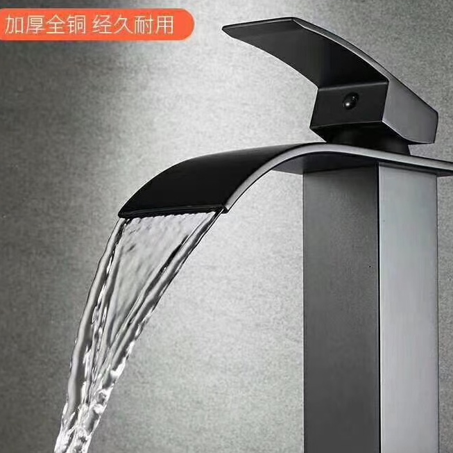 Thickened all-copper faucet