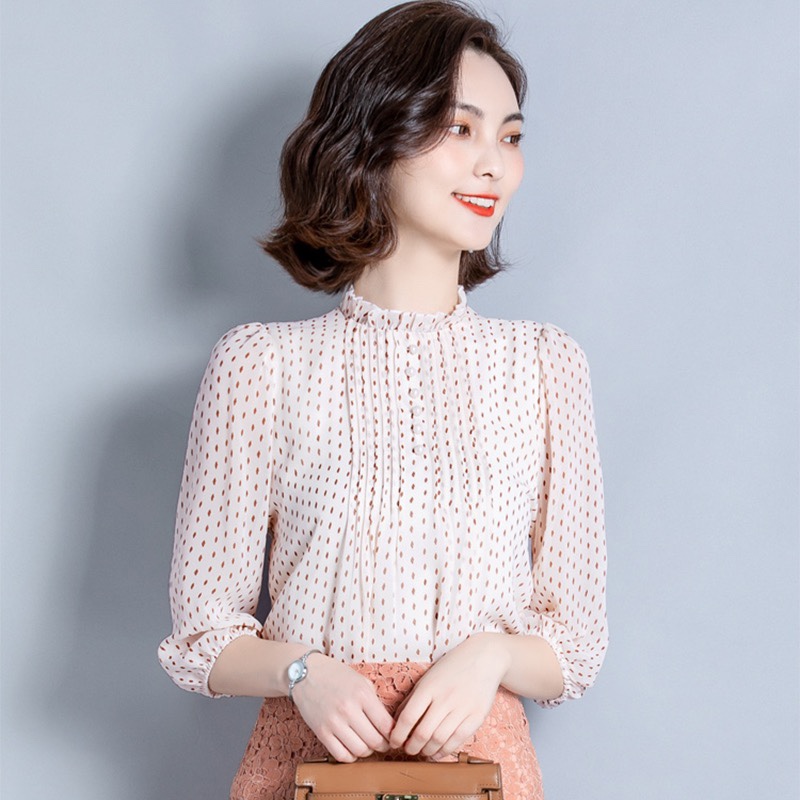 Women's Fashion 7 thumbnail