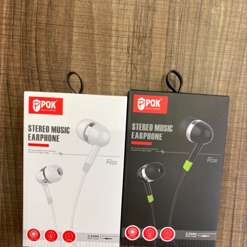 One-meter universal headphone cable with microphone