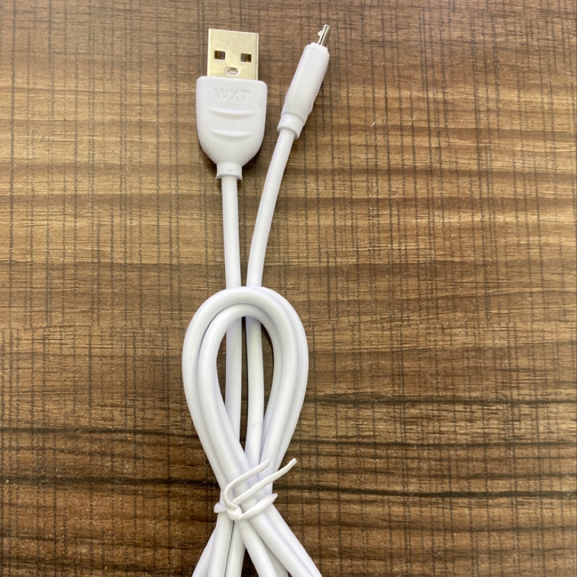 One-meter Android charging cable Application Scenario