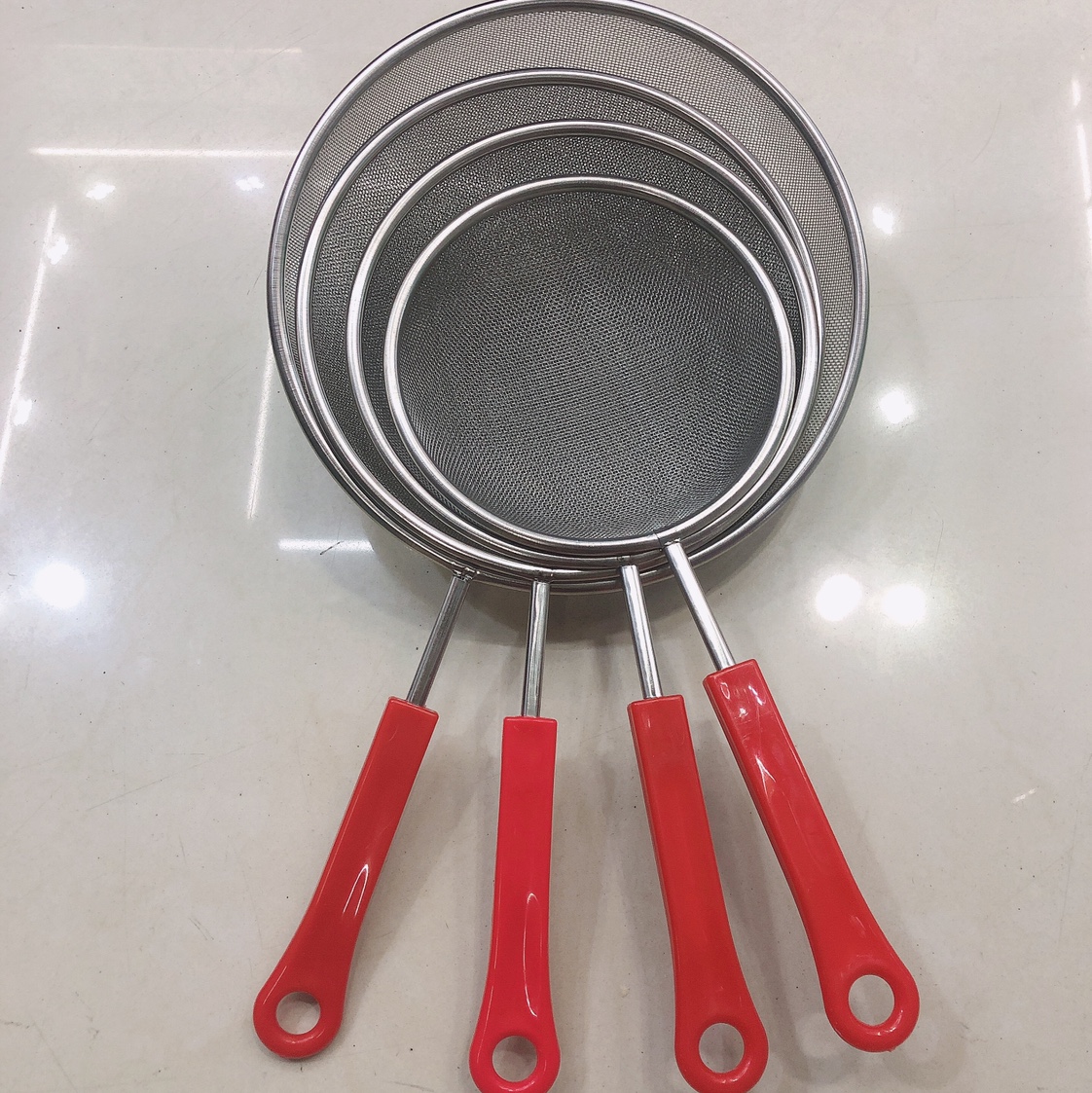 Red-handled oil filter