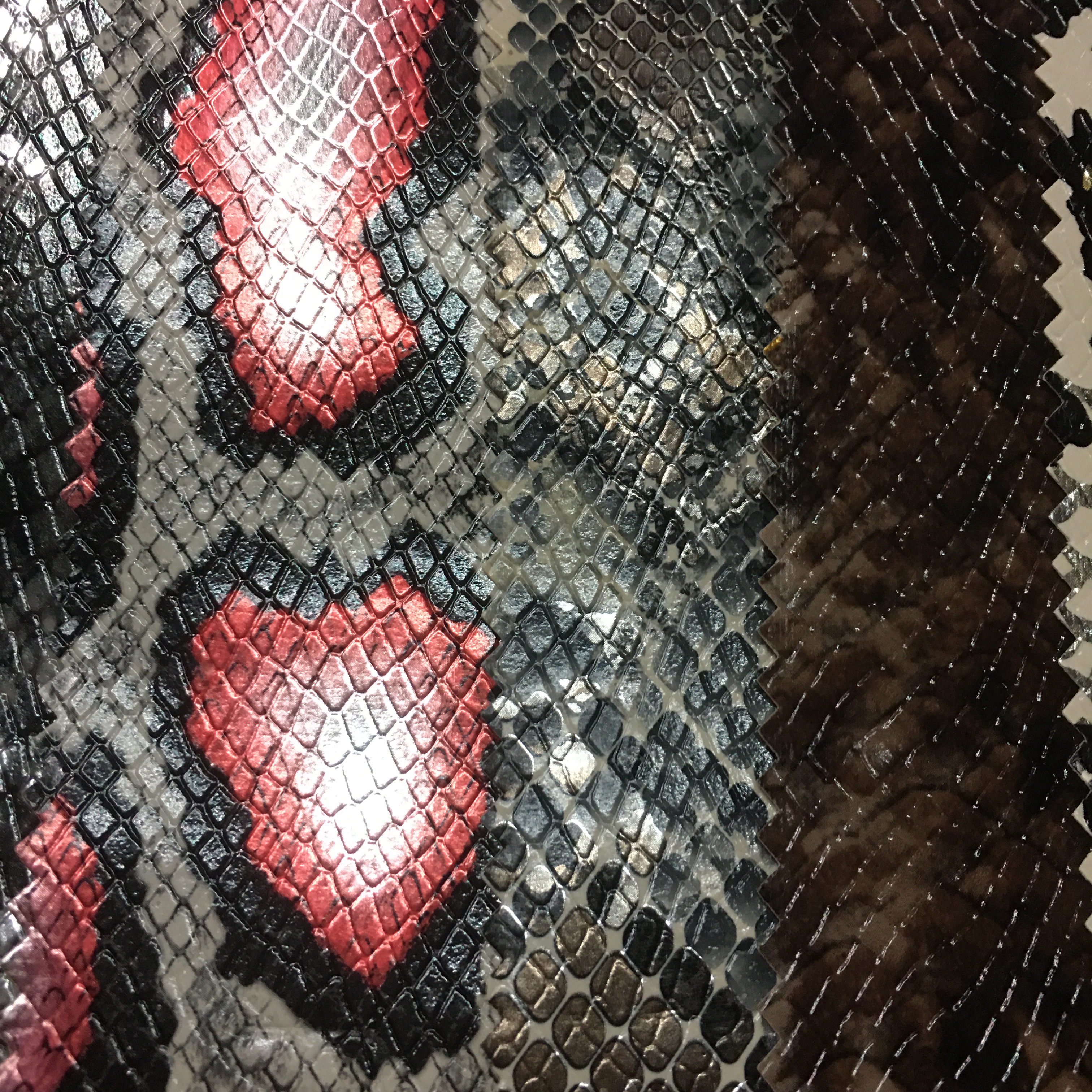 Python-patterned leather Specification image