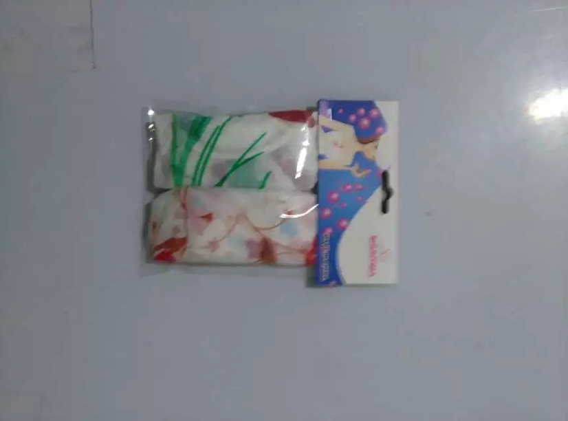 2个印花浴帽