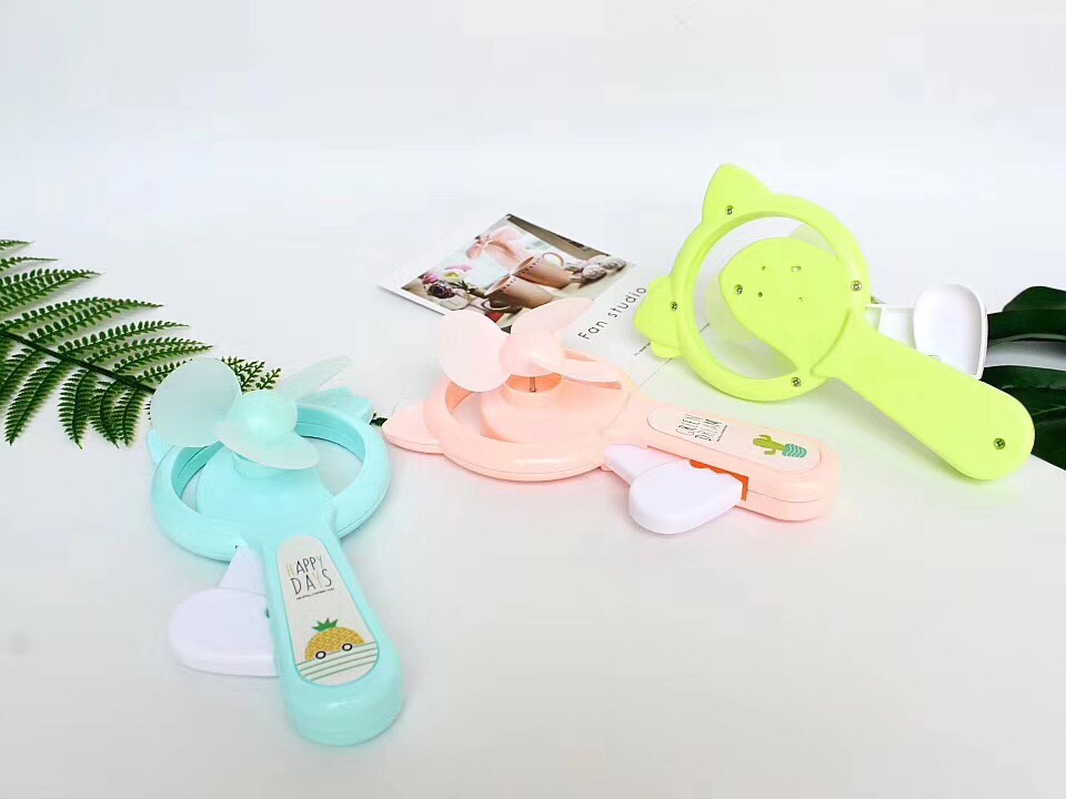 Mini kitten hand-pressing fan, children's toy hand-pressing small fan undefined